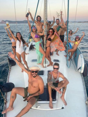 Hotel Velero Beneteau Gybsea 50